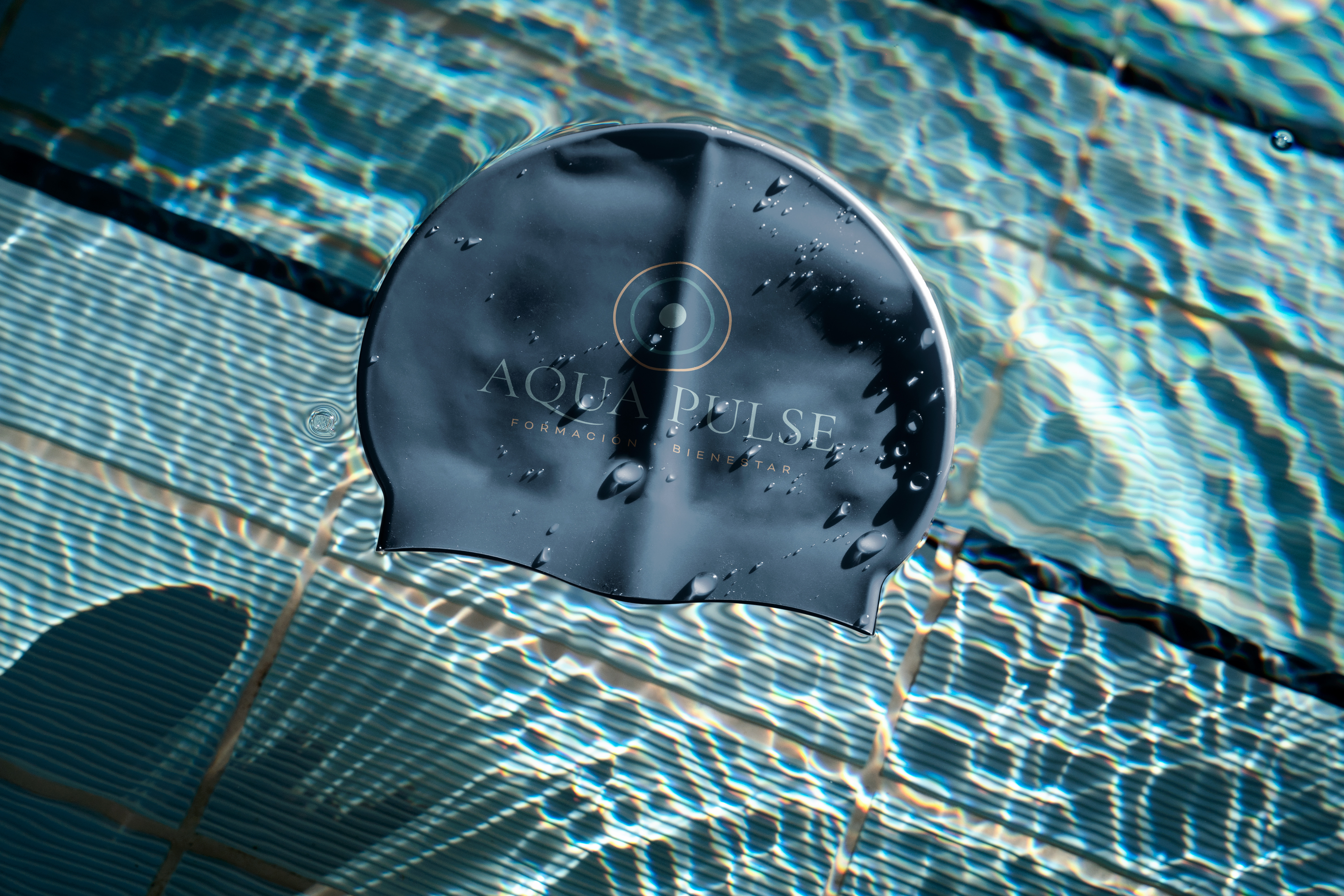 Aqua Pulse — Identidad de marca para academia de natación intergeneracional